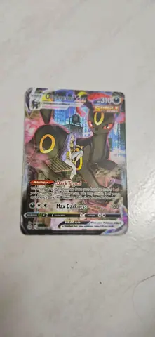 Umbreon VMAX Pokémon Card TG23/TG30 – English Holo