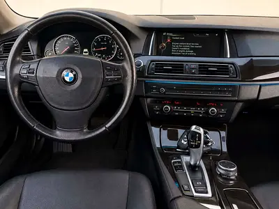 صورة مصغرة 8 لـ 2015 BMW 5-SERIES