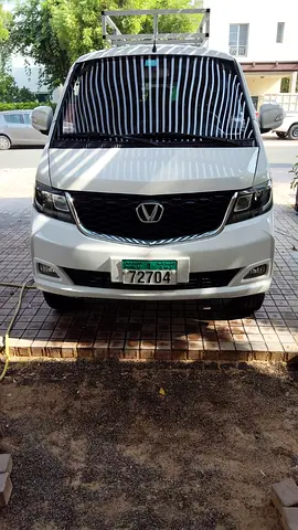 Victory 9 Seater Passenger Van Standard, миниатюра 2
