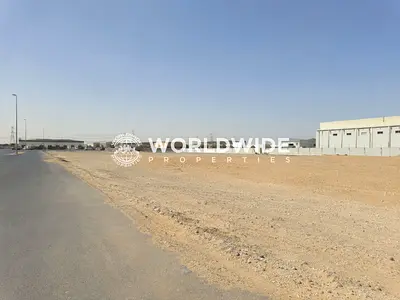 فرصة استثمارية مميزة للتطوير التجاري والسكني: قطع أراضٍ تجارية/سكنية للبيع في الجرف 3، عجمان - مساحة إجمالية 9,687 قدم مربع، مع رخصة بناء من 8 طوابق (