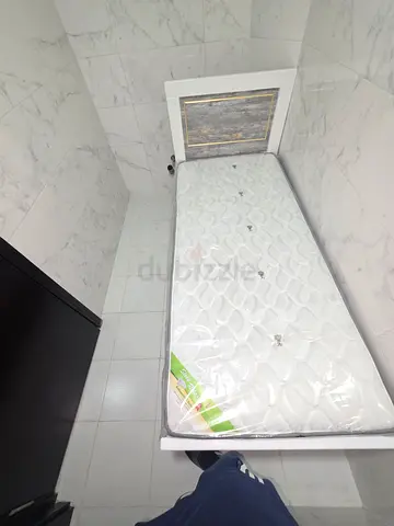 Maid room for rent Available