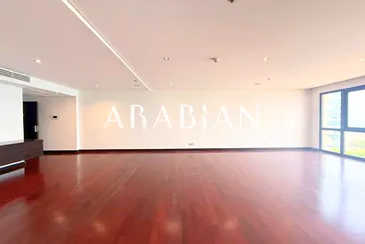 Spacious 1BR | Unfurnished | Prime Palm Jumeirah