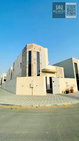 **Corner 4BHK Big Villa**Ready to Move**Wardrobes**Big Kitchen**Best Deal in Best Price**Big Parking Area**Roof Top Sitting Area**