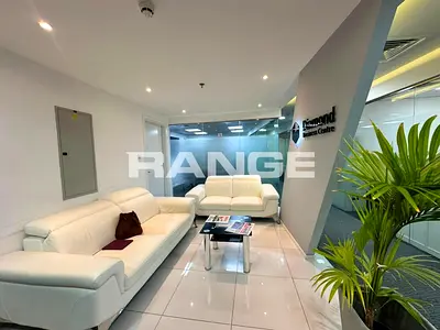 Fitted | Prime Location | 53 Cabins
