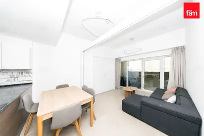 Spacious Layout | Convertable 2 bed | High Floor