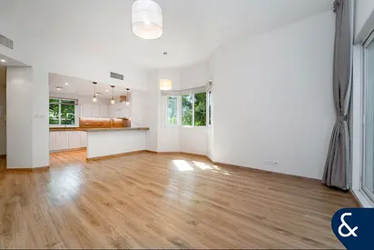 Exclusive | Immaculate | Fully Upgraded