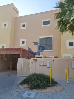 Spacious 3BR Villa | With Balcony | Ready To Move