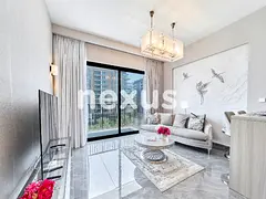 Upgraded throughout | Fully Furnished | Mid Floor