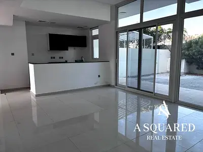 Luxury 4BR Villa | Single Row | Private Garden