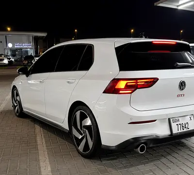 صورة 6 لـ 2024 Volkswagen GOLF GTI