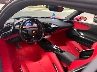 2022 Ferrari SF90 STRADALE — фото 9