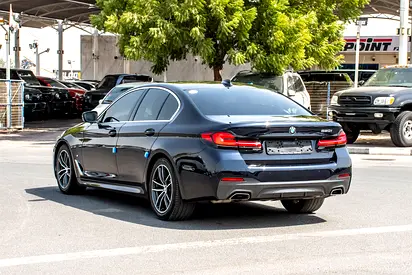 صورة مصغرة 5 لـ 2021 BMW 5-SERIES