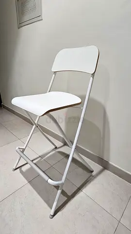 White folding bar stool / kitchen chair