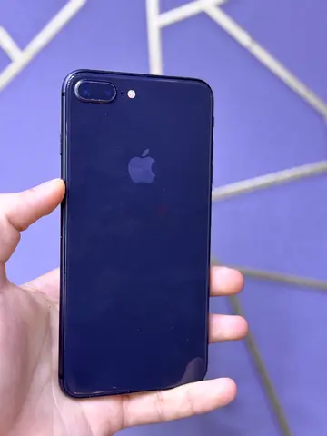 iPhone 8 Plus