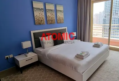VACANT | Furnished | Closed Kitchen | Lake View |