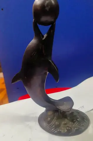 Bronze dolphin figurine holding a ball-20cm height