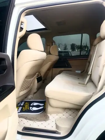 صورة 13 لـ 2017 Toyota LAND CRUISER