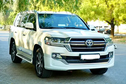 2020 Toyota LAND CRUISER 照片 2
