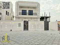 Villa for sale in a very prime location with a large setback, including registration and ownership f