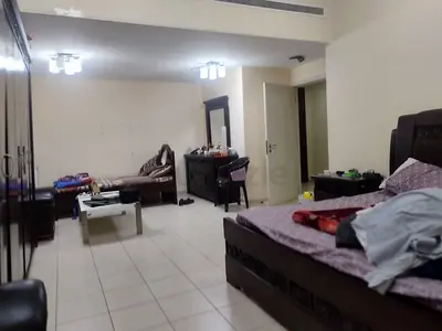 Spacious Bed Space for Executive Bachelor