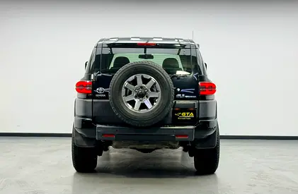 2014 Toyota FJ CRUISER photo 5