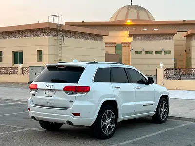 2021 JEEP GRAND CHEROKEE — миниатюра 8