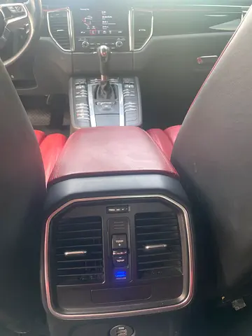 صورة مصغرة 14 لـ 2018 Porsche MACAN