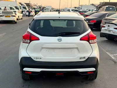 2018 Nissan KICKS — фото 2