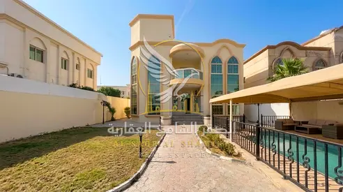 The most beautiful villa in Al Sharqan, Sharjah, with a private swimming pool and outdoor garden, c