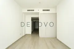 Marina sky View | High Floor | Bright Unit