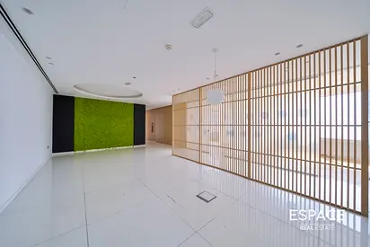 Grade A | 18 Parkings | Full Floor
