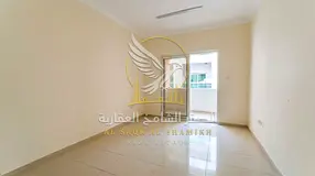 One Bedroom Apartment with Balcony Panoramic View Central AC and Gas