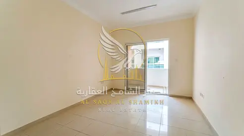 One Bedroom Apartment with Balcony Panoramic View Central AC and Gas