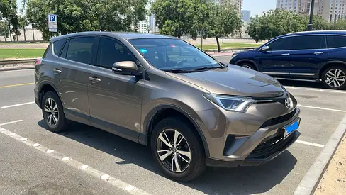 2017 Toyota RAV 4 — фото 5
