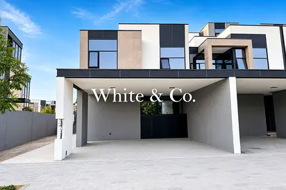 4BR Corner | Park and Pool | Genuine Ad