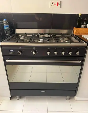 Smeg Top Gas oven Electric cooker 90 by 60cm