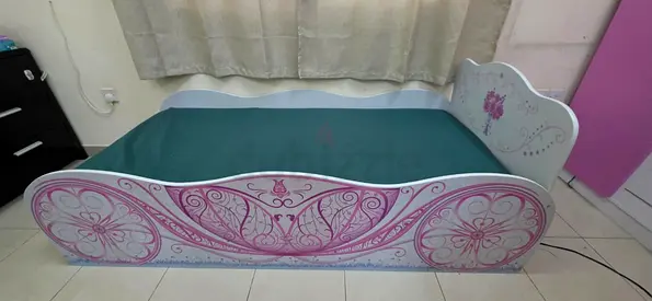 Girls Bedroom Set – Single Bed + Wardrobe
