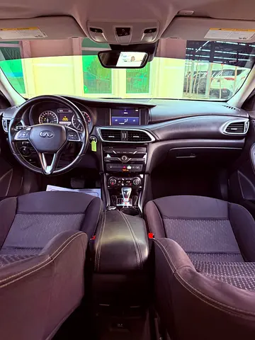 2019 Infiniti Q30 照片 8