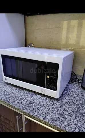 LG Countertop Microwave - Good Working Condition