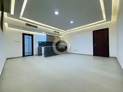 BIG SUITE STUDIO//NO COMMISSION//FREE BILLS