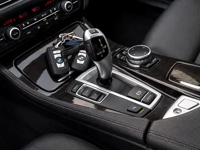 صورة مصغرة 10 لـ 2015 BMW 5-SERIES