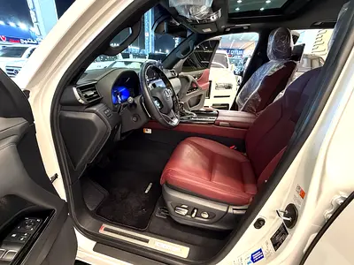 صورة 11 لـ 2025 Lexus LX-SERIES