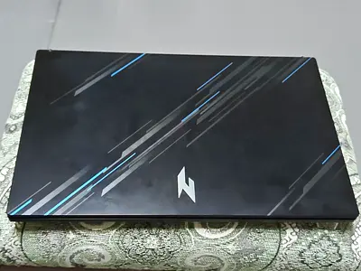Nitro V15 Gaming Laptop 15.6-inch, Intel Core i7-13620H, 16GB RAM, 2.5TB SSD, 4GB NVIDIA GeForce RTX