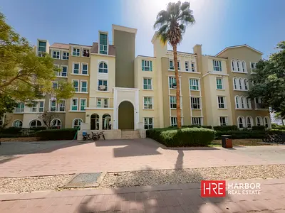 7-Year Payment Plan| Near Metro | Well-maintained