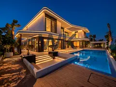 Large Lamborghini V12 Layout|Most private location