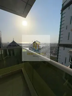 Apartment for rent featuring 3 master bedrooms, a master maid's room, and a laundry room. Includes 2
