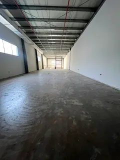 🔥 Brand new 6,734 sq ft warehouse for rent in Industrial Area 1, Ajman | Mezzanine + Elevator + 7