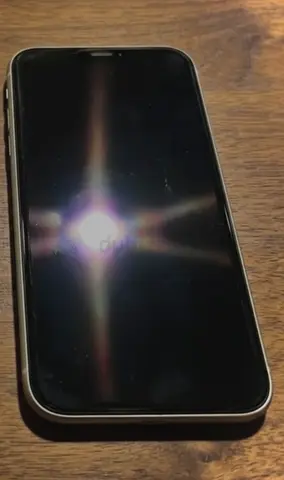 iPhone (white) - Good working condition