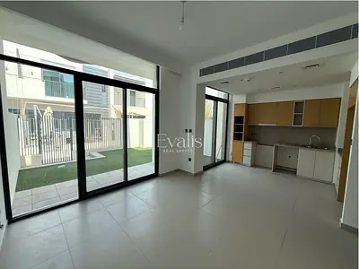 Spacious 3BR Villa | Arabian Ranches III | Joy