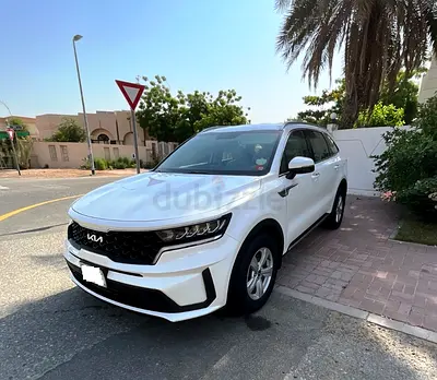 Kia Sorento LX 2023 | GCC Specs | Low Mileage | Family SUV Pristine Condition with original paint